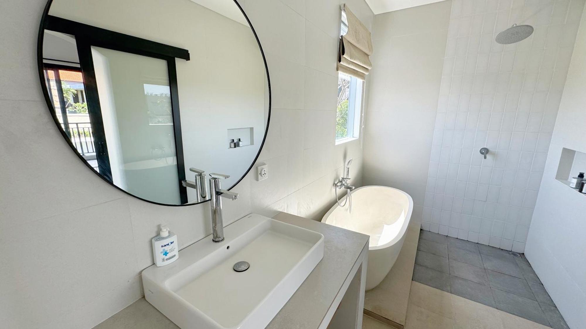 Villa Niu Center Canggu - Fattylion Luaran gambar